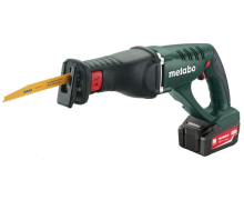 Аккумуляторная ножовка (сабельная пила) Metabo ASE 18 LTX 5.2 Ач