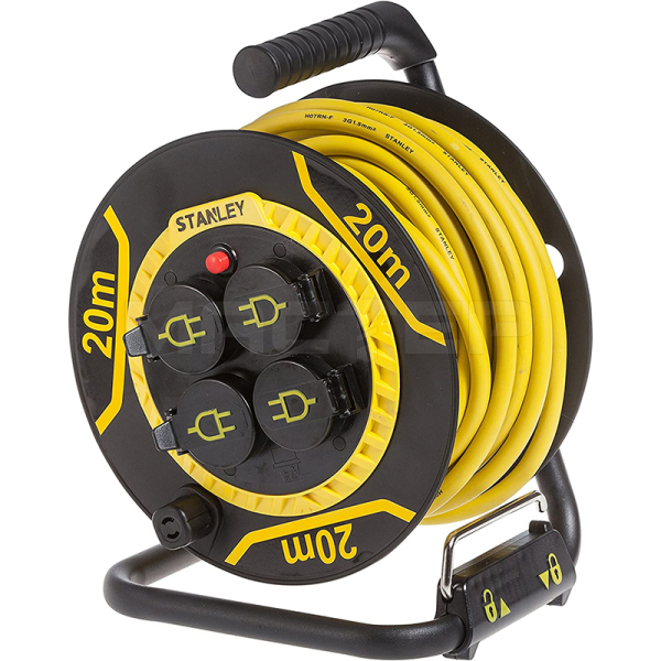 Stanley 20 м, 3x1.5мм, IP44 (SXECCL27ARE)